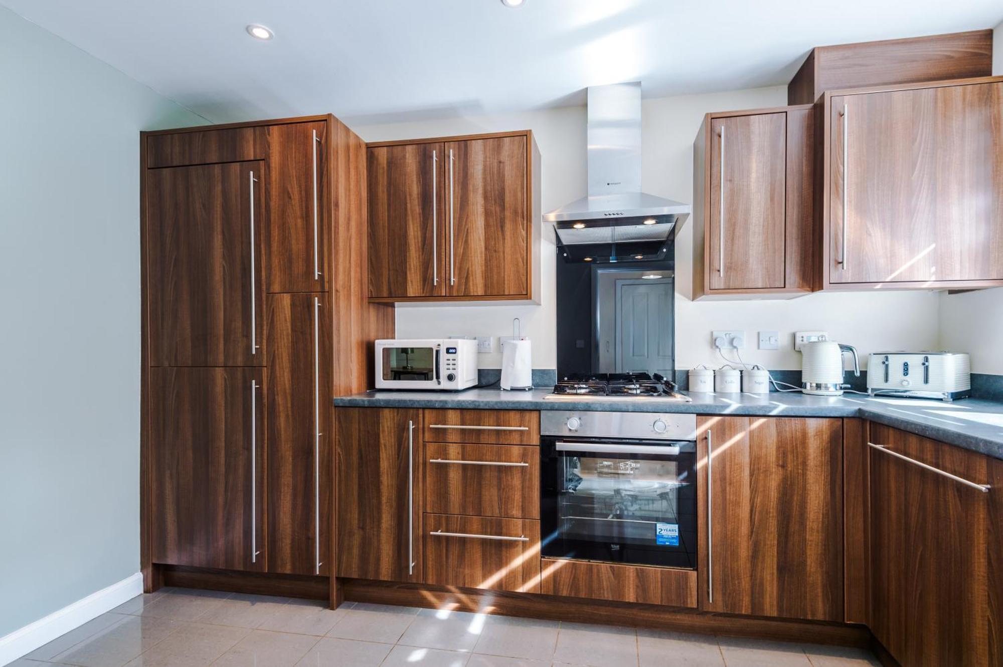 Modern Semi Detached In A Quiet Location, Driveway Parking Vila Ewloe Exterior foto
