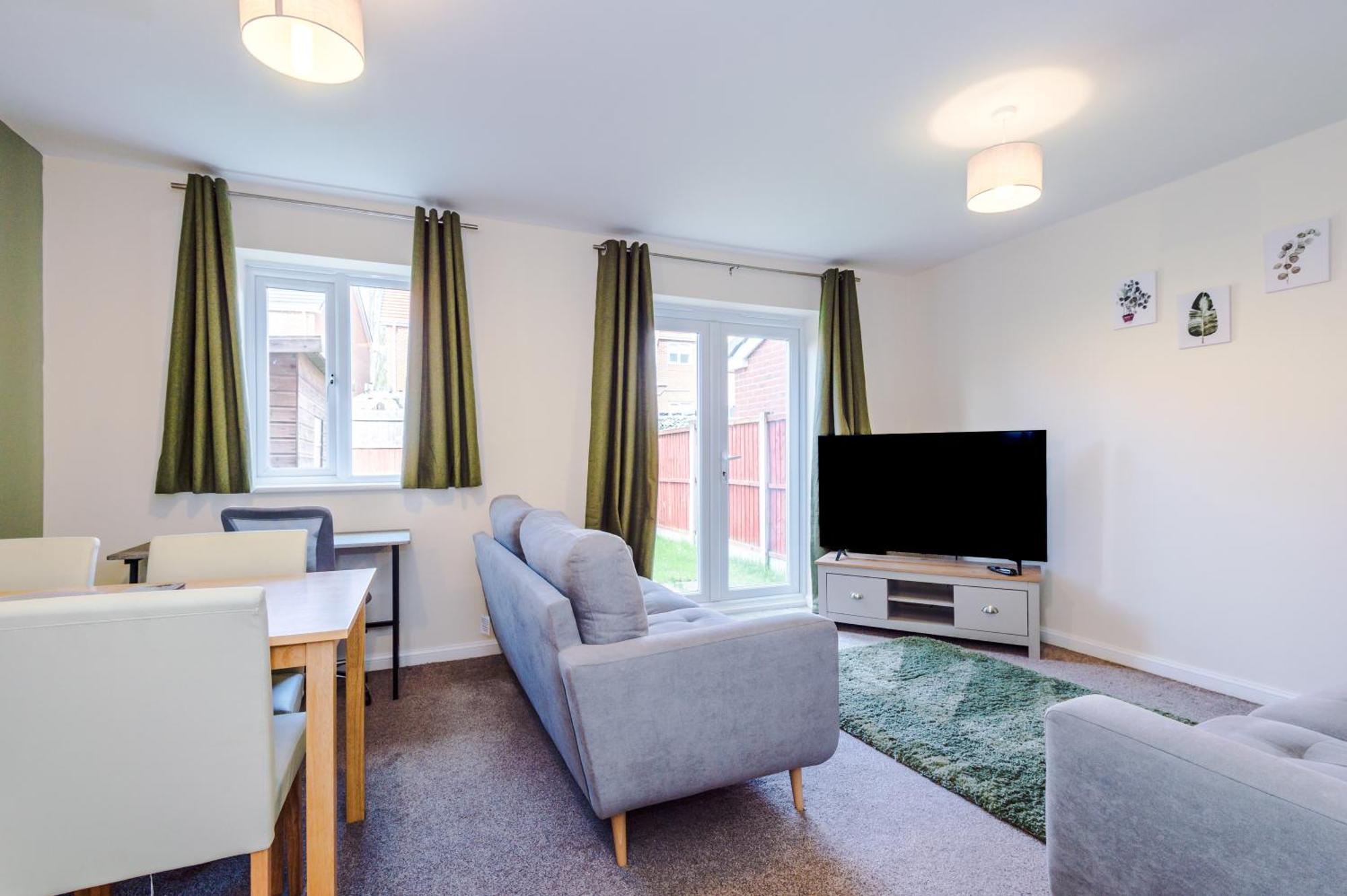 Modern Semi Detached In A Quiet Location, Driveway Parking Vila Ewloe Exterior foto
